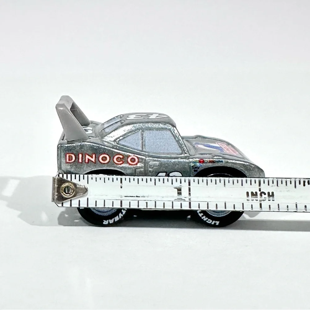 Disney Cars Die-cast Mini Racers Metallic The King Strip Weathers 2017